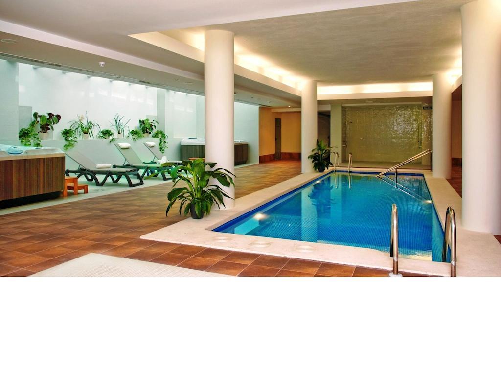 Ballesol Costablanca Senior Resort Mayores De 55 Anos Кала де Финестрат Екстериор снимка
